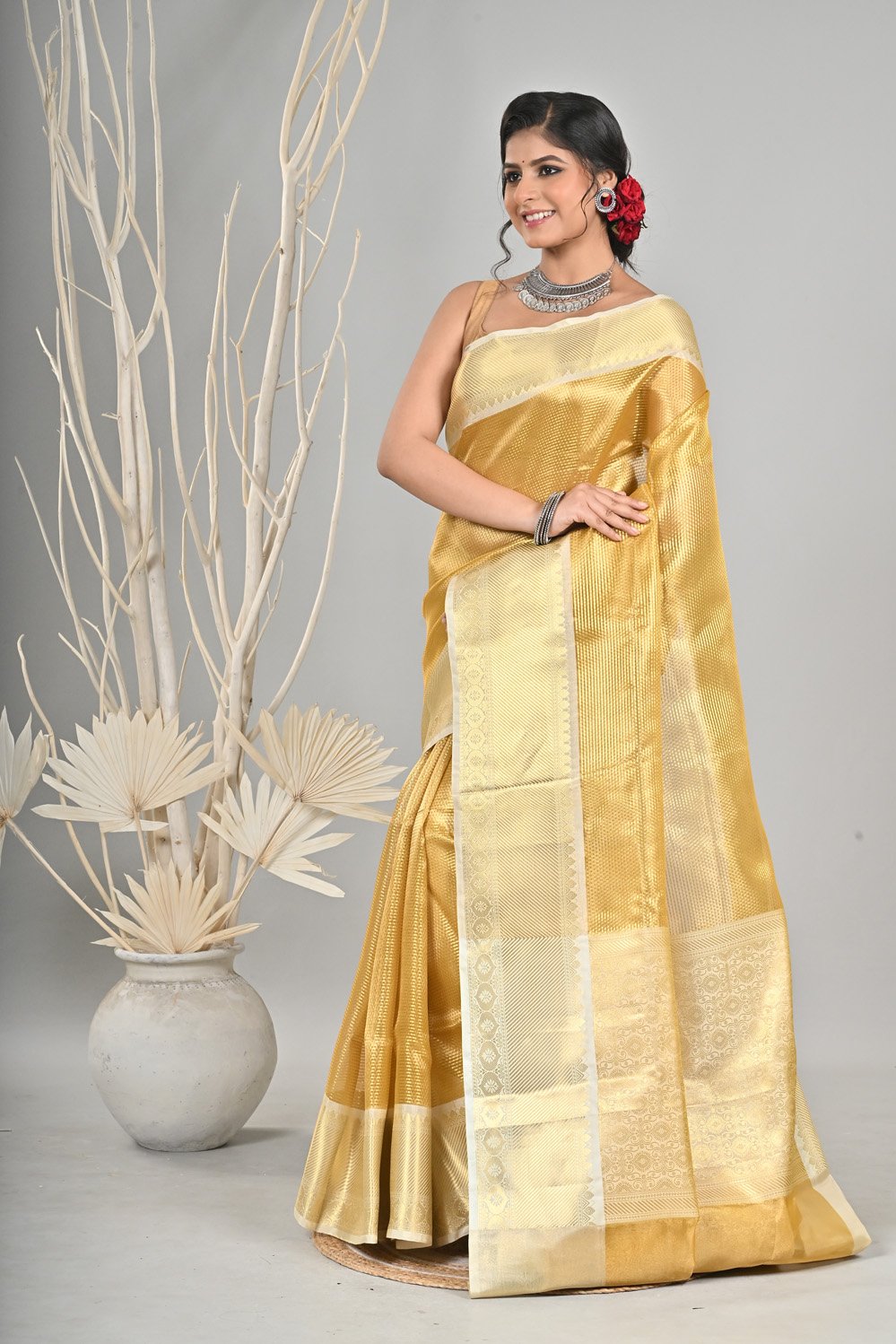 Exquisite Golden Tissue Saree with Intricate Border - Image 5