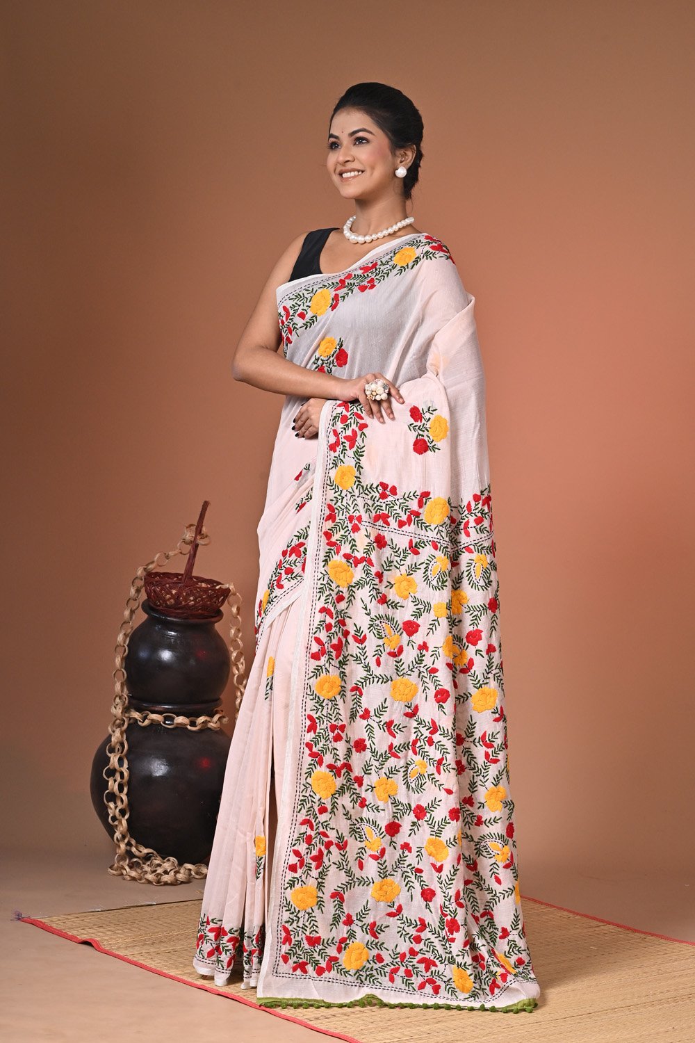 Phulkari Work Maheshwari Silk Saree with Blouse Piece - Image 7